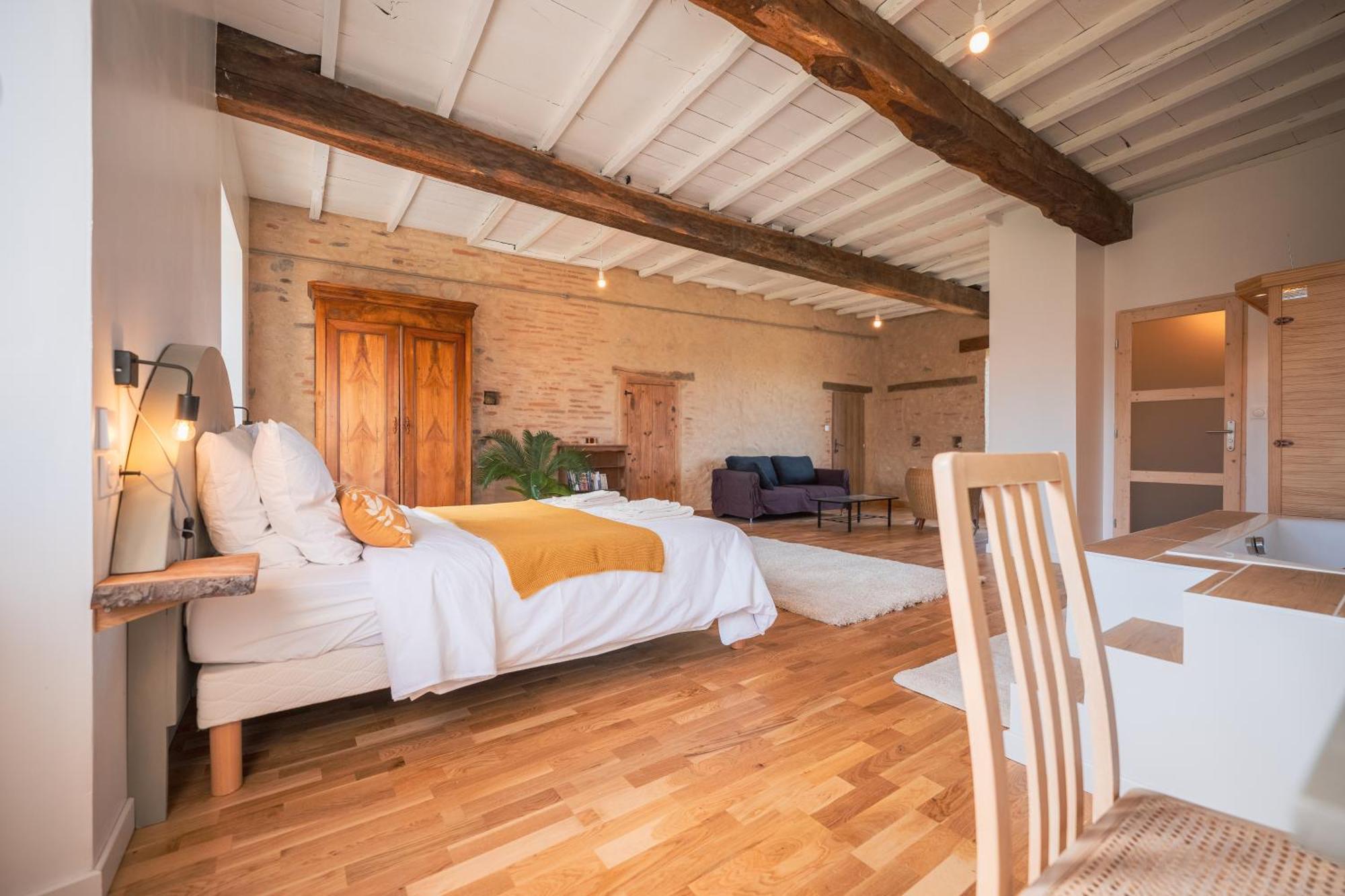 Chambres Et Table D'Hotes - Les Jardins De La Longagne Saussenac Eksteriør bilde